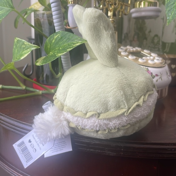 Jellycat Dainty Dessert Bunny Macaron - Picture 5 of 8